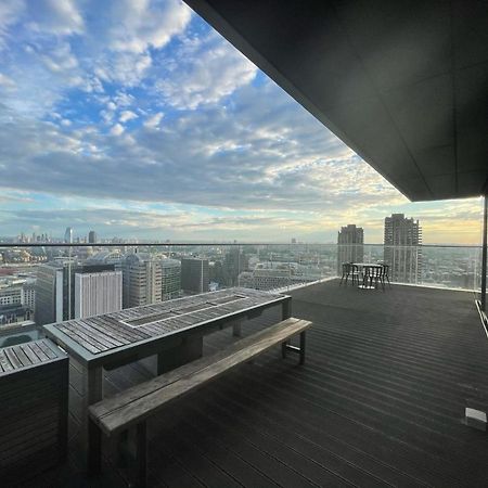 One Bedroom In Luxury Apartment On 30Th Floor In Central London With Breathtaking Skyline View Of Major Landmarks In 런던 외부 사진